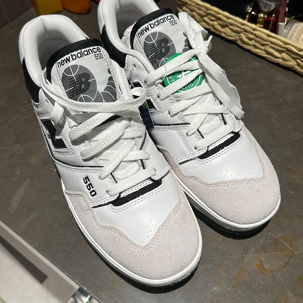 New Balance 550- NEVER WORN